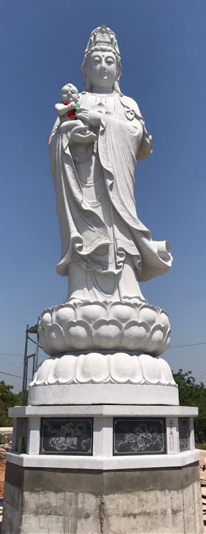 Felicite o haobo ao completar a instalação da estátua de Guanyin